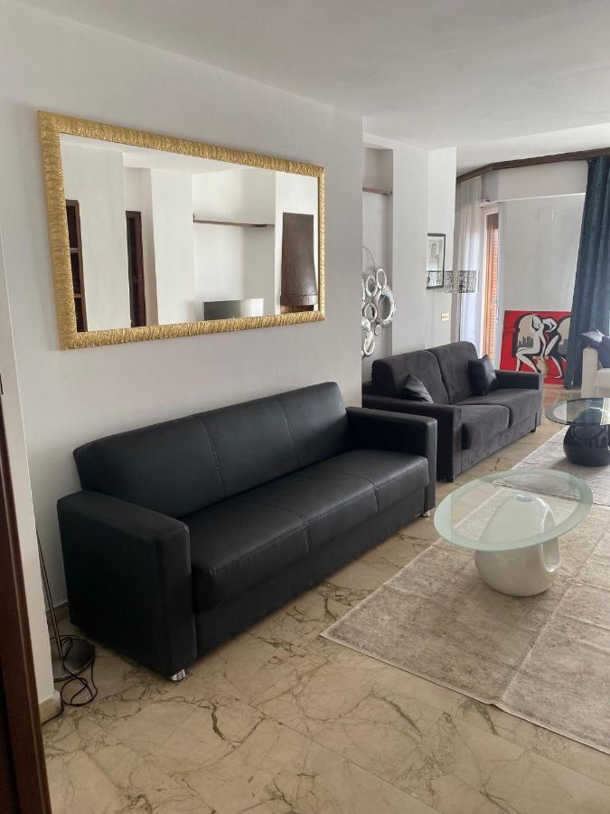 Eur Centro Lux Apartment Con Camino Rome Extérieur photo